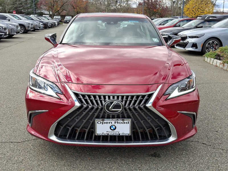 2023 Lexus ES 250