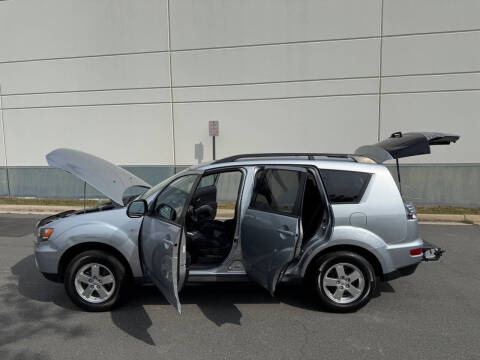 2010 Mitsubishi Outlander ES