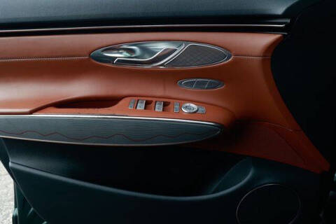 2022 Genesis GV70 2.5T Standard