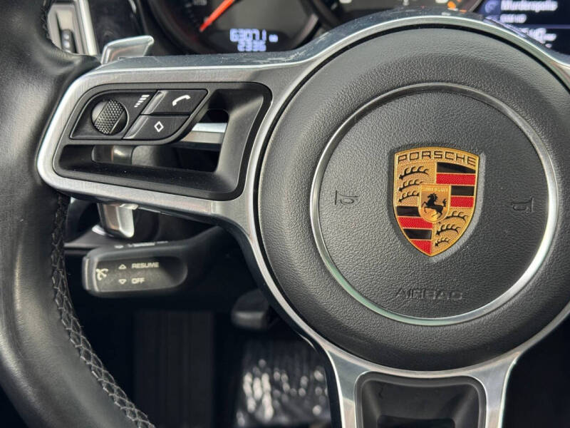 2018 Porsche Macan