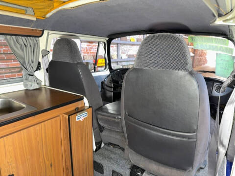 1977 Volkswagen Type 2