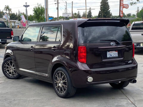 2008 Scion xB