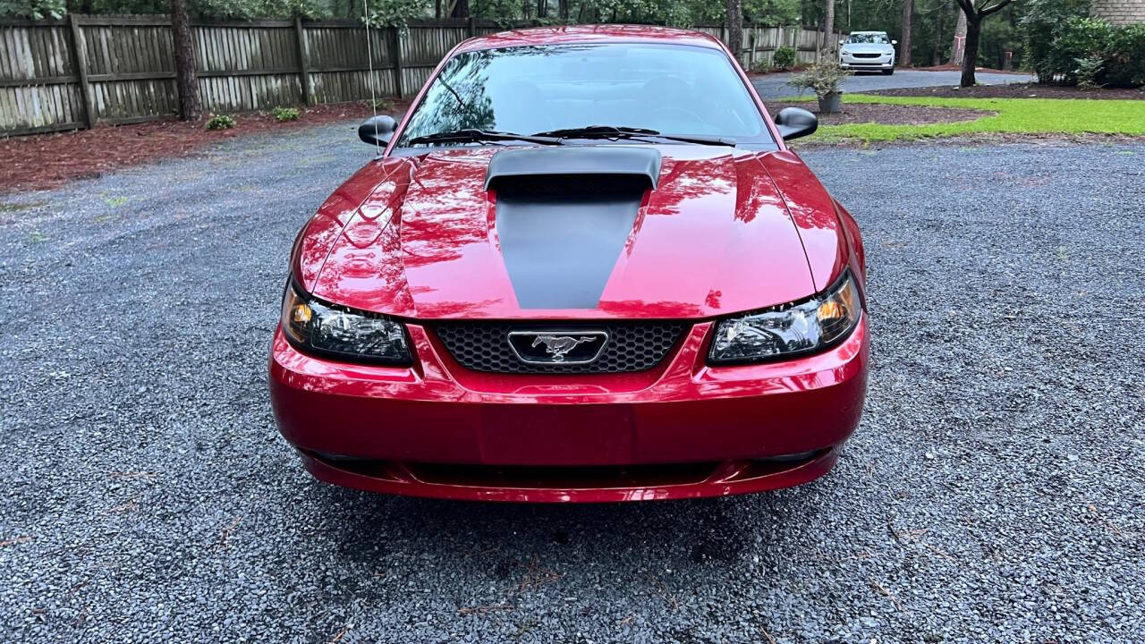 2004 Ford Mustang 4