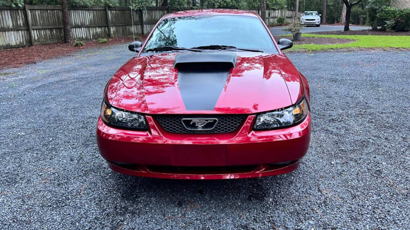 2004 Ford Mustang GT Deluxe