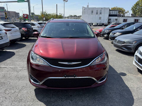 2018 Chrysler Pacifica Touring L