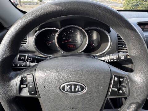 2013 Kia Sorento LX