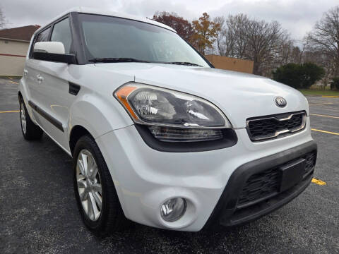 2013 Kia Soul +