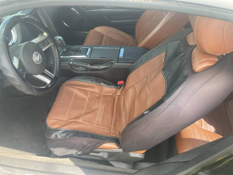 2013 Ford Mustang V6