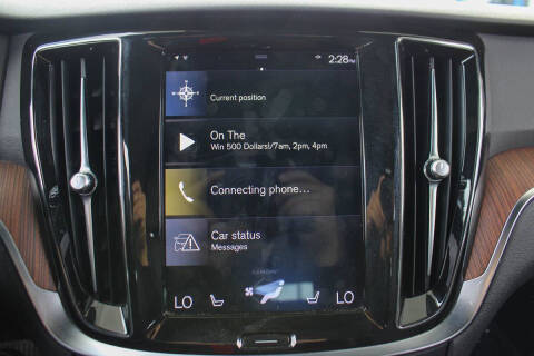 2020 Volvo V60 T5 Momentum