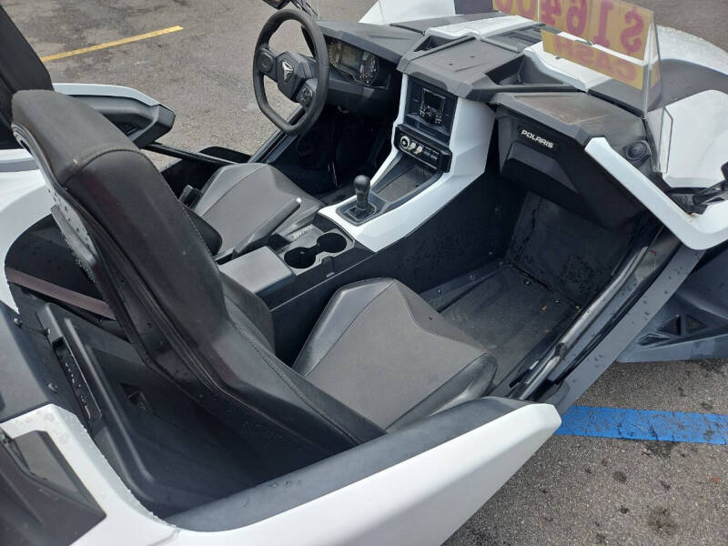 2021 Polaris Slingshot