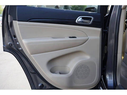 2019 Jeep Grand Cherokee Laredo E