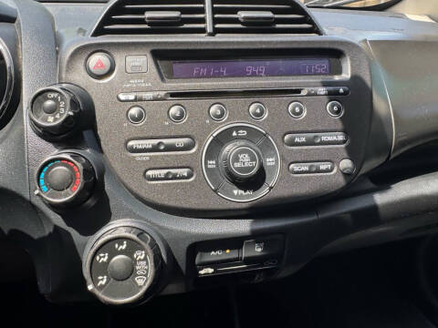 2013 Honda Fit Sport