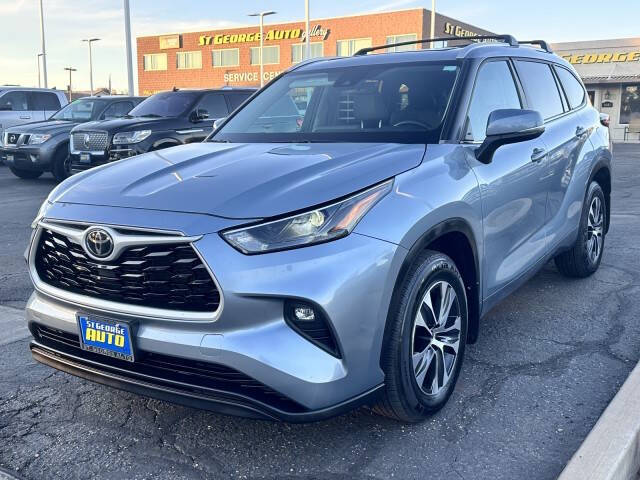 2023 Toyota Highlander XLE