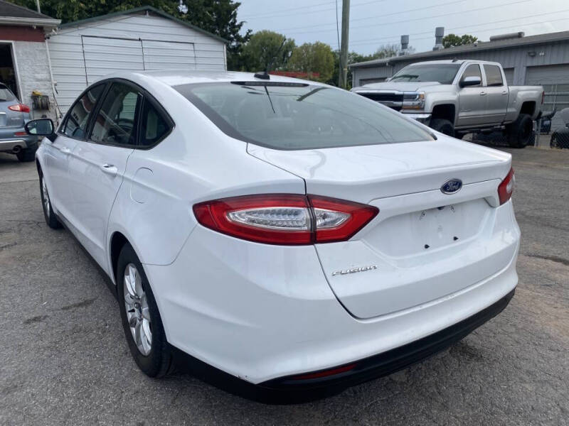 2015 Ford Fusion S