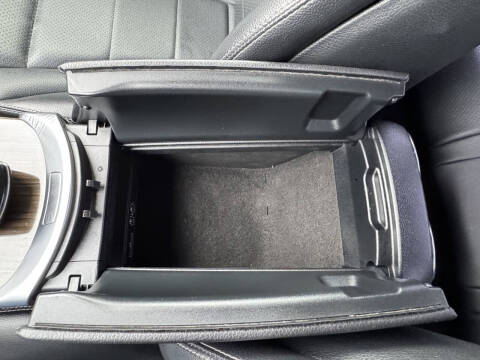 2015 Mercedes-Benz C-Class C 300