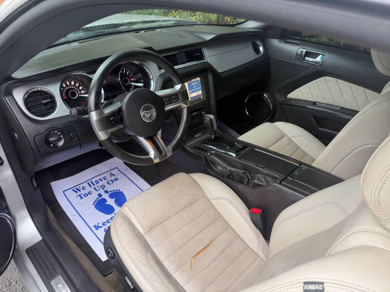 2014 Ford Mustang V6 Premium