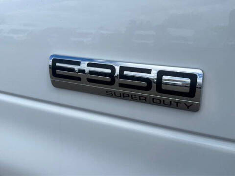 2027 Ford E-Series
