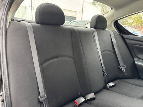 2015 Nissan Versa 1.6 S