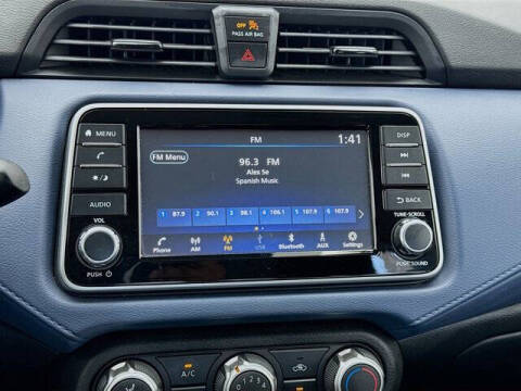 2023 Nissan Versa SV