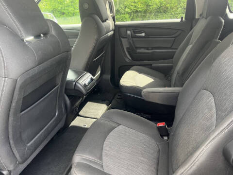 2017 Chevrolet Traverse LT