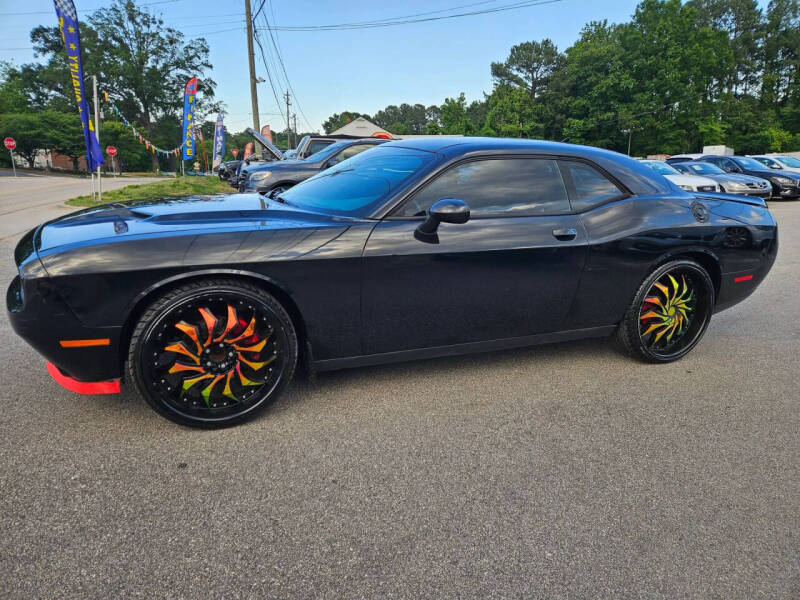 2015 Dodge Challenger SXT Plus