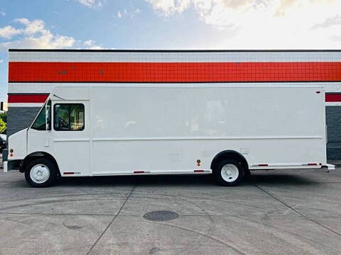 2007 Freightliner MT45 Chassis