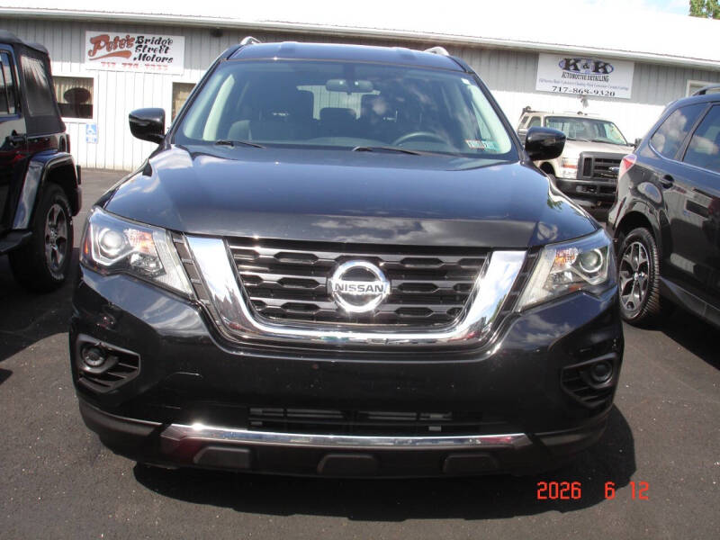 2020 Nissan Pathfinder S