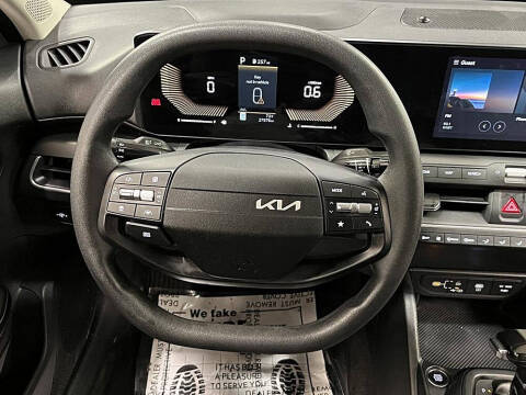 2025 Kia K4 LX