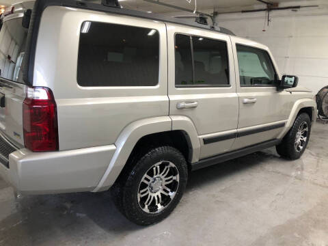 2007 Jeep Commander Sport