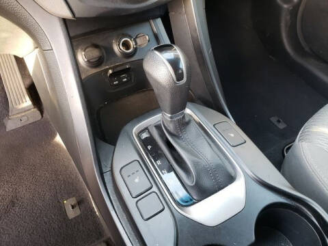 2016 Hyundai Santa Fe SE