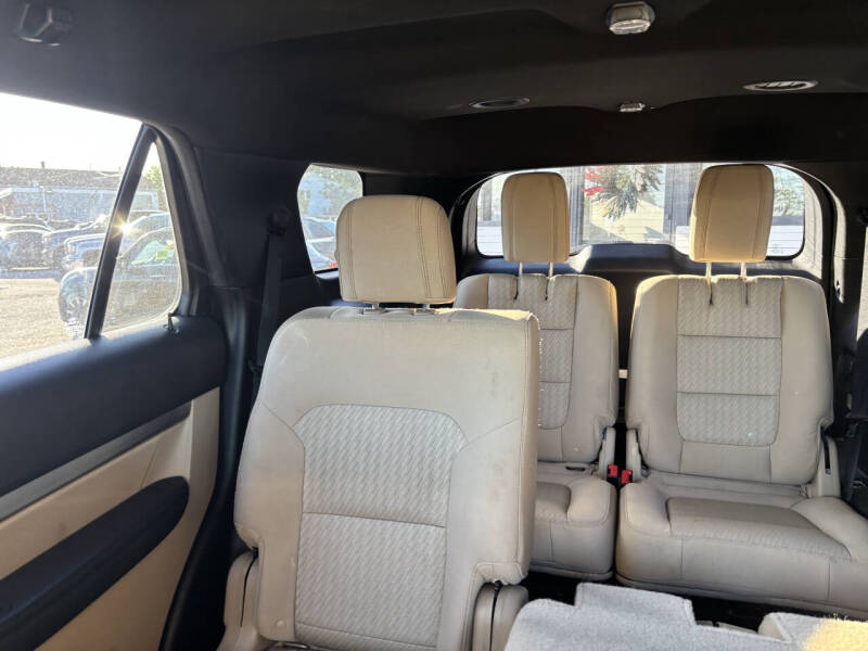 2017 Ford Explorer