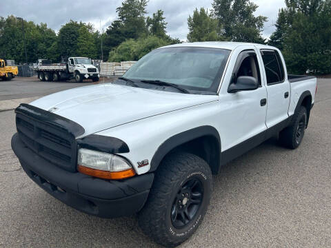 2002 Dodge Dakota for sale at Blue Line Auto Group in Portland OR