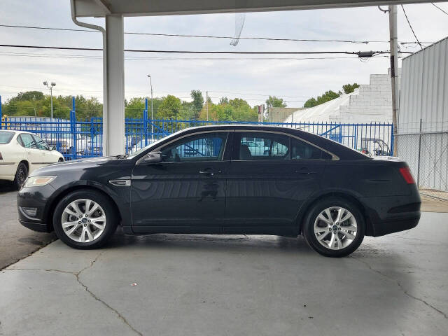 2010 Ford Taurus for sale at Fort City Motors in Fort Smith, AR