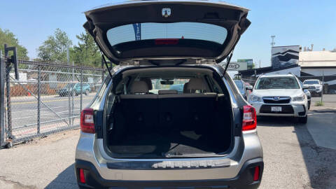 2018 Subaru Outback 2.5i Premium