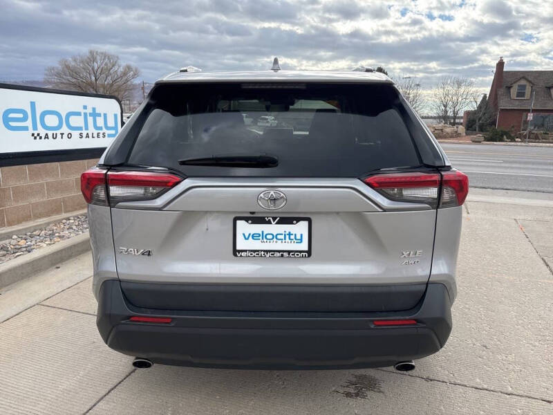 2020 Toyota RAV4 XLE