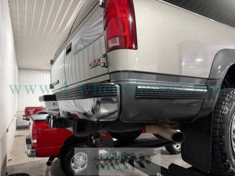 1999 GMC Suburban