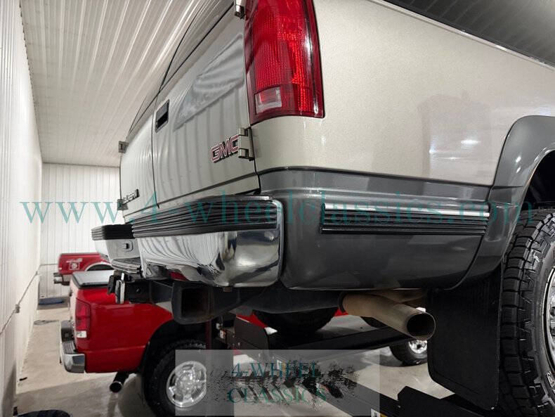 1999 GMC Suburban
