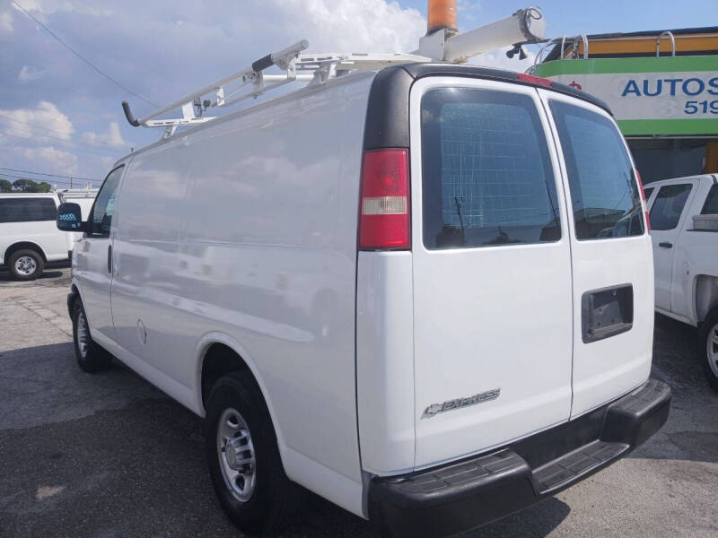 2011 Chevrolet Express 2500