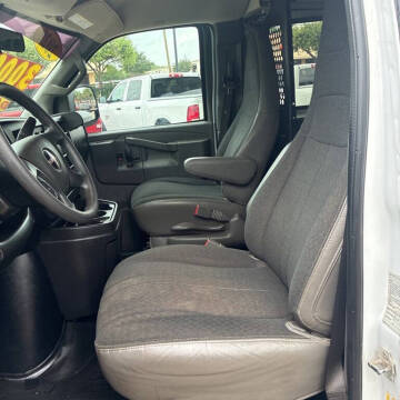 2020 GMC Savana 2500