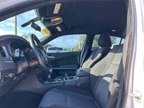 2020 Dodge Charger SXT