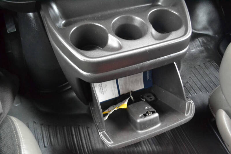 2024 GMC Savana 2500