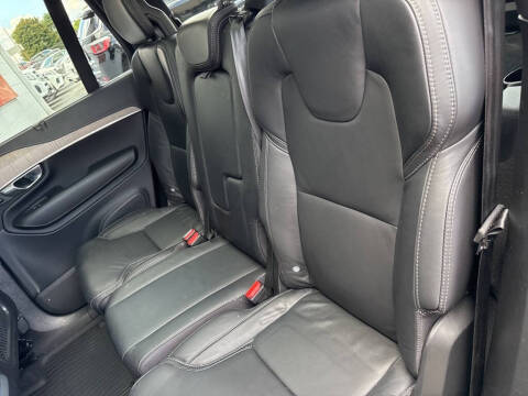 2022 Volvo XC90 T6 Inscription 7-Passenger