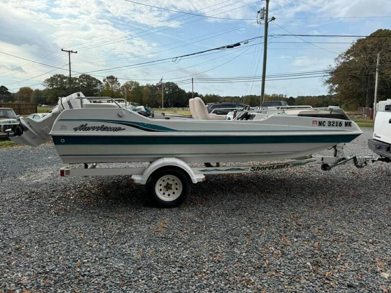 1997 Hurricane SunDeck Sport 185 OB