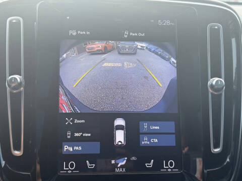 2019 Volvo XC40 T5 R-Design