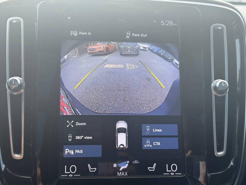 2019 Volvo XC40 T5 R-Design