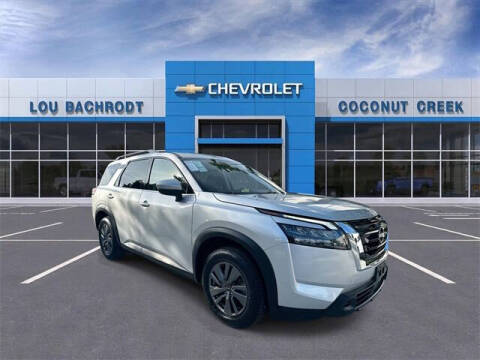 2024 Nissan Pathfinder SV