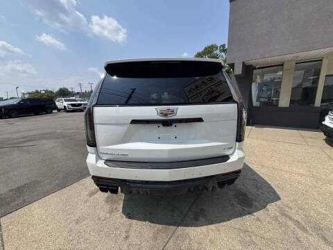 2025 Cadillac Escalade-V