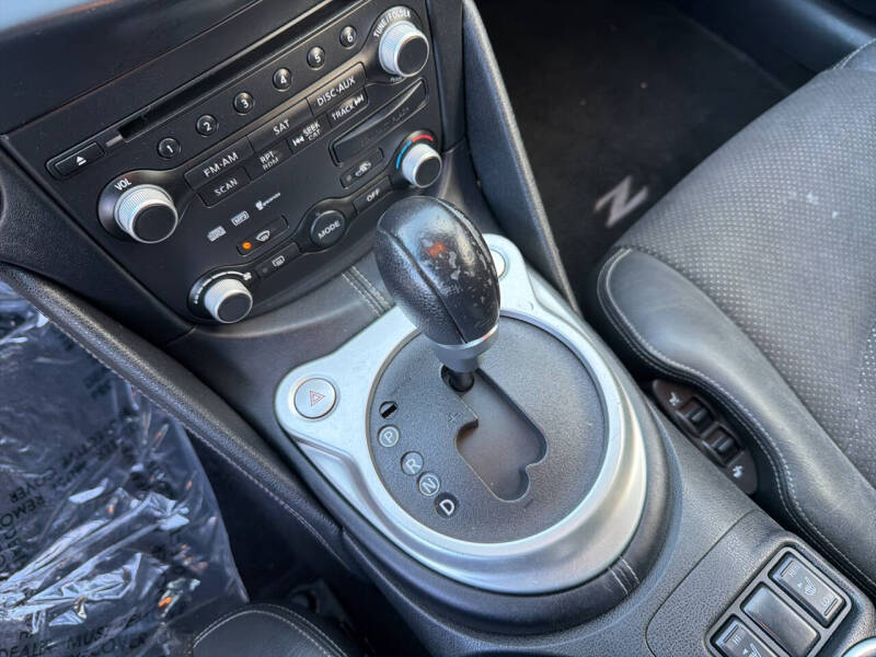 2009 Nissan 370Z Touring