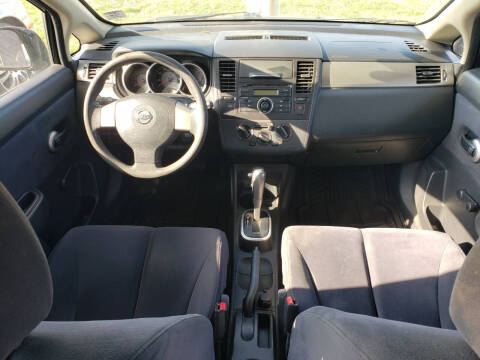 2008 Nissan Versa 1.8 S
