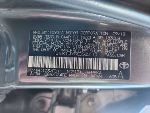 2014 Toyota Yaris 5-Door SE